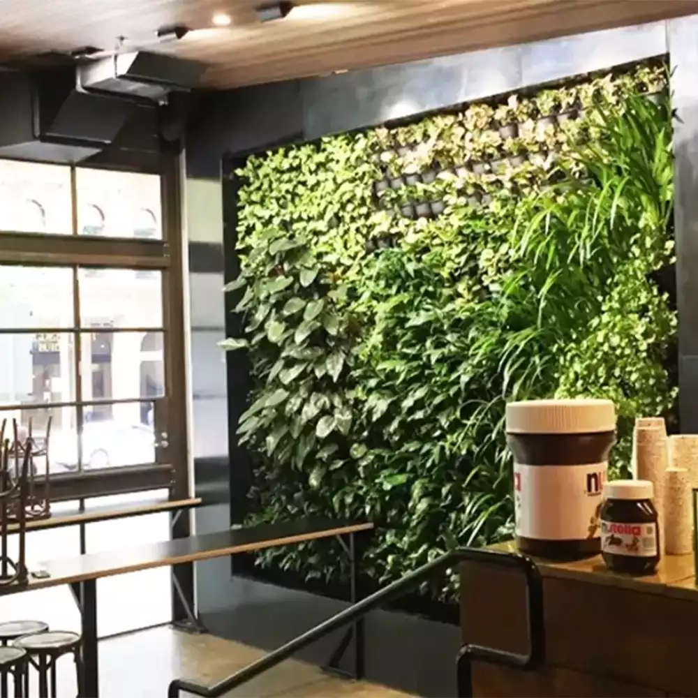 Built-in Green Wall